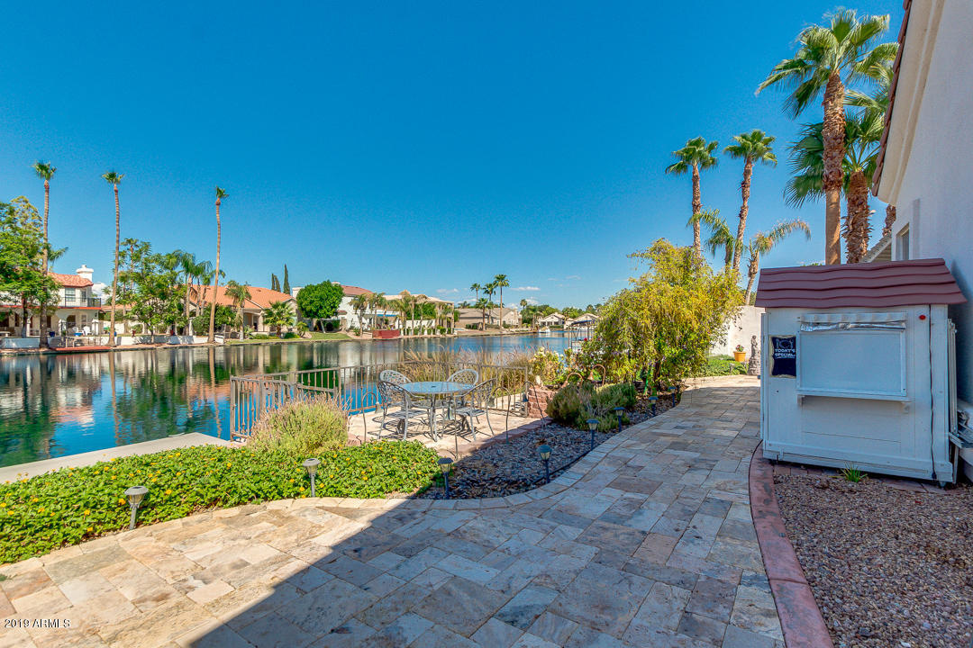 2036 East Clipper Lane Gilbert, AZ 85234 - Photo 6 of 24 Waterfront