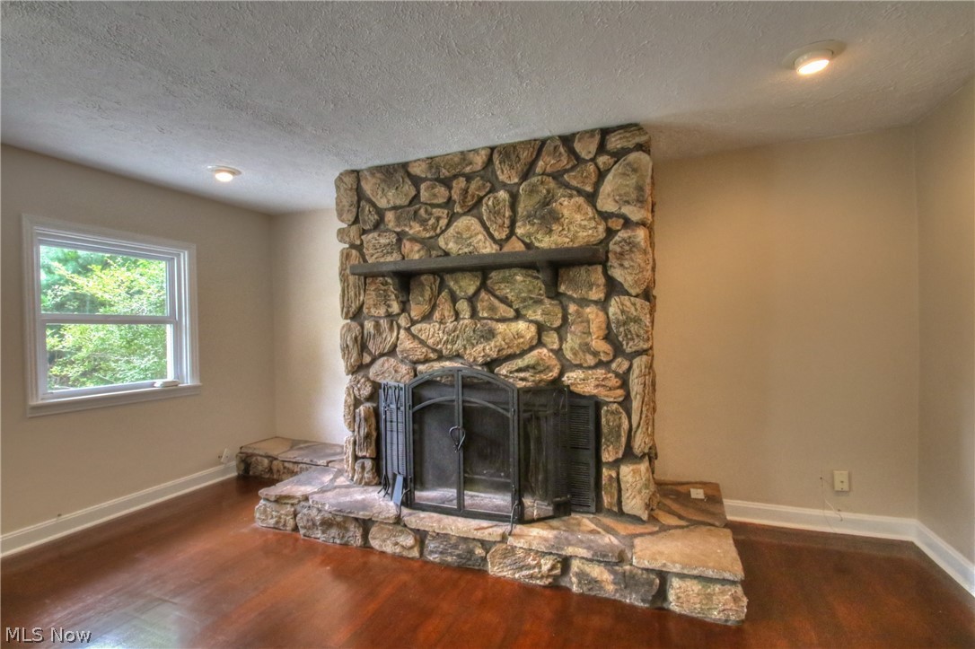 33801 Eddy Road Willoughby, OH 44094 - Photo 5 of 33