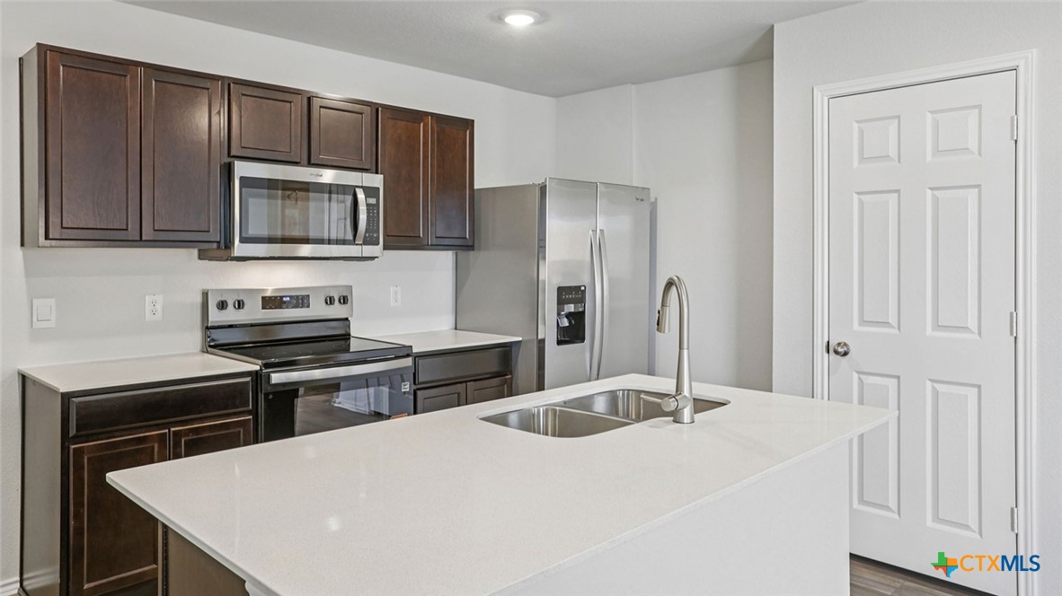 1215 Newey Circle Temple, TX 76504 - Photo 5 of 30