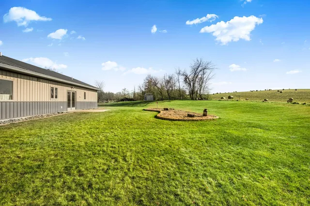 $415,000 | 2847 20th Avenue, Burtrum, MN 56318