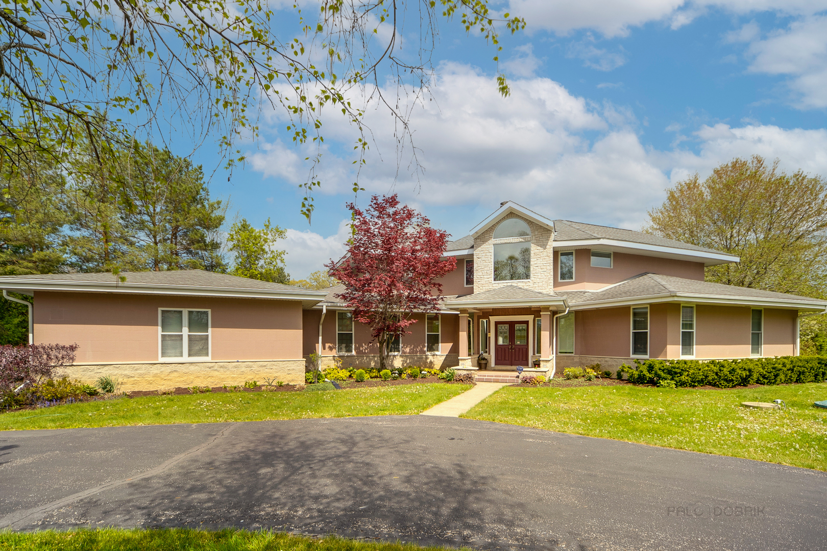 31665 Hanlon Road Libertyville, IL 60048 - Photo 1 of 47