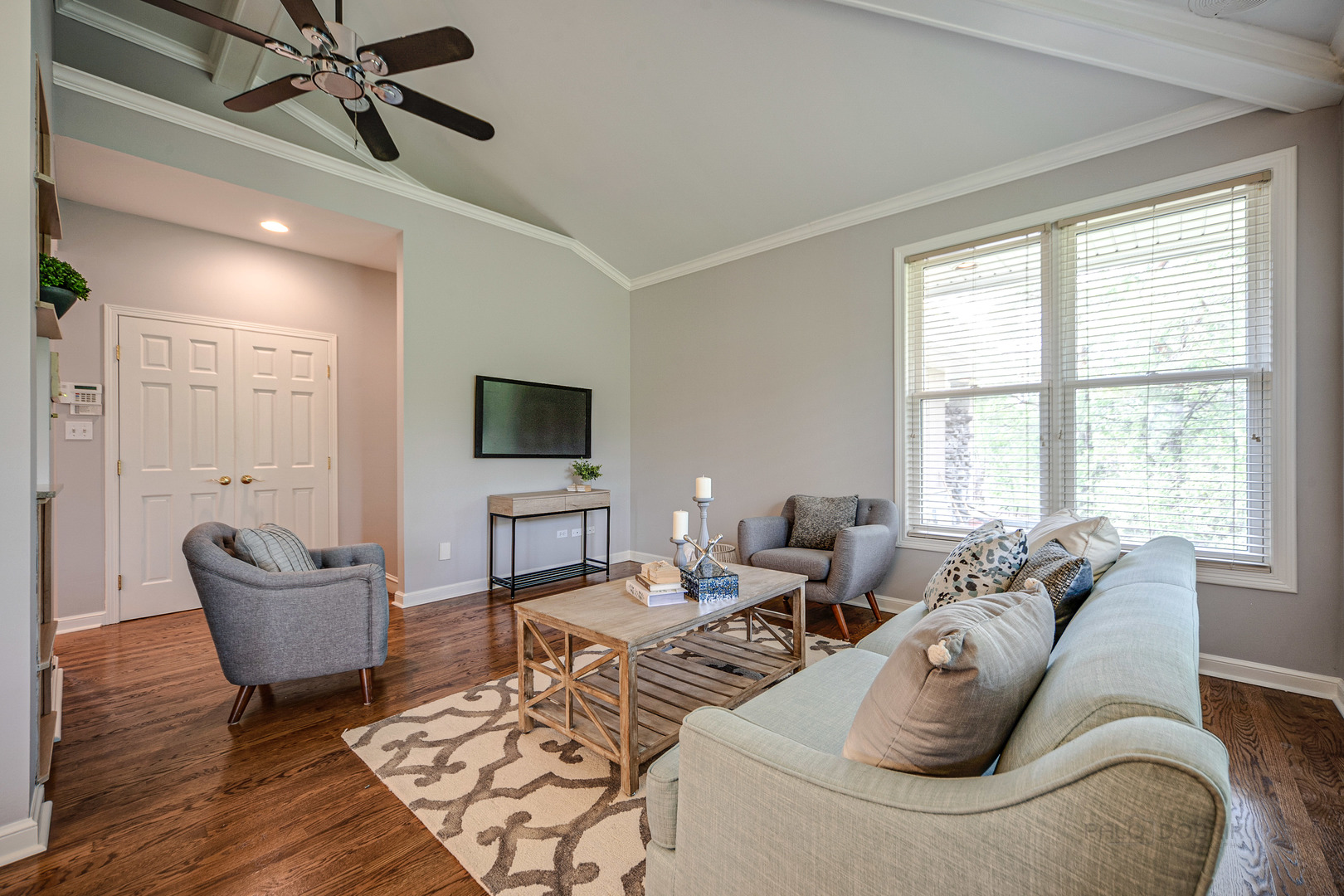 31665 Hanlon Road Libertyville, IL 60048 - Photo 11 of 47