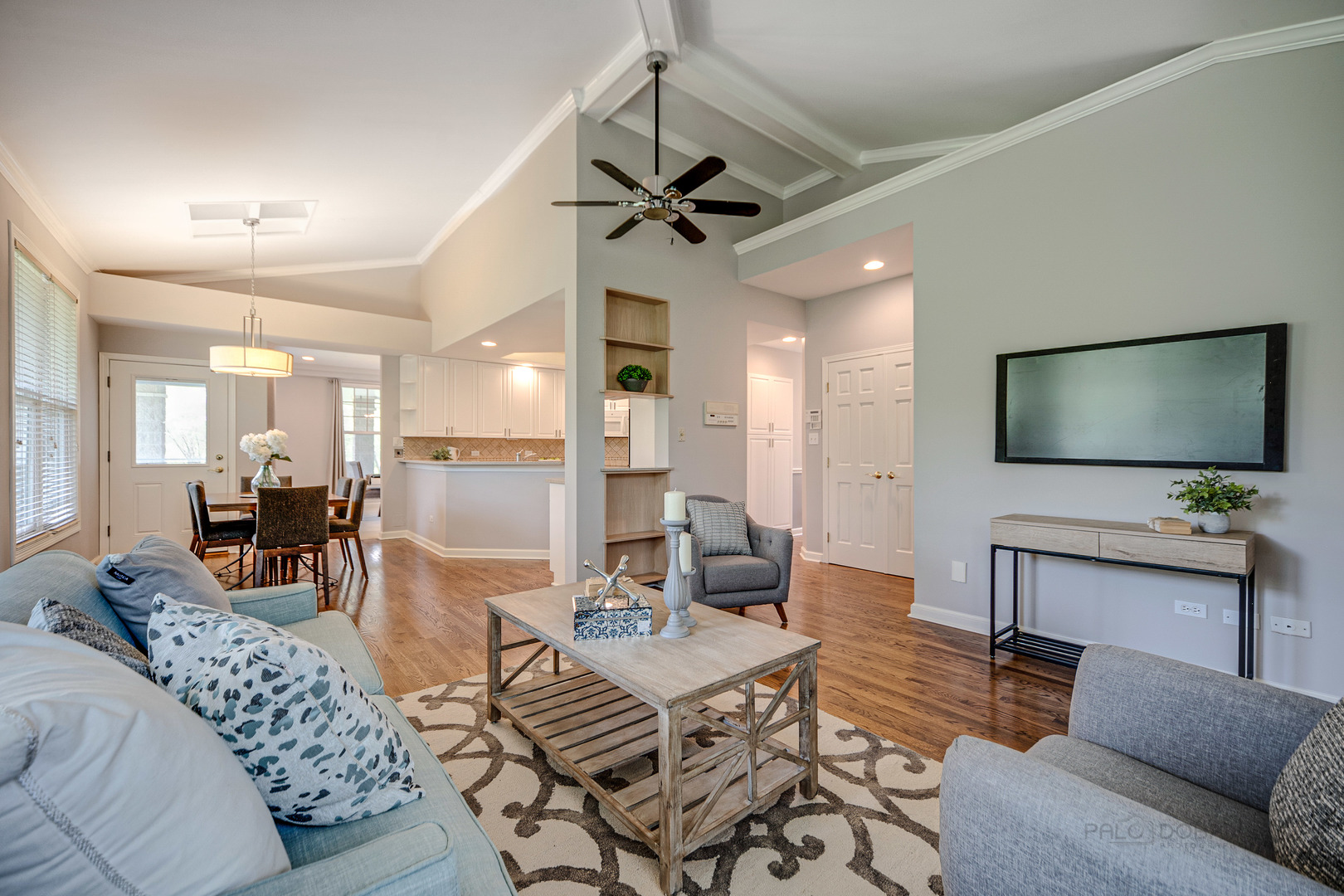 31665 Hanlon Road Libertyville, IL 60048 - Photo 12 of 47