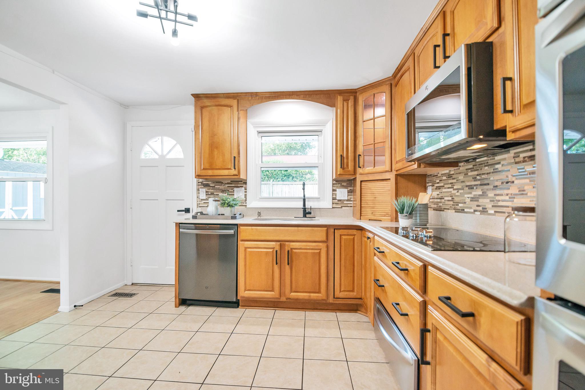 2418 Pinefield Road Waldorf, MD 20601 - Photo 12 of 37