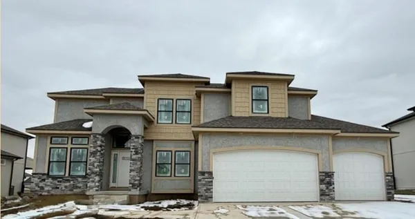 $659,900 | 3133 Southwest Summit View Trail, Lee's Summit, MO 64082