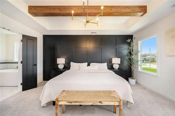 $659,900 | 3133 Southwest Summit View Trail, Lee's Summit, MO 64082