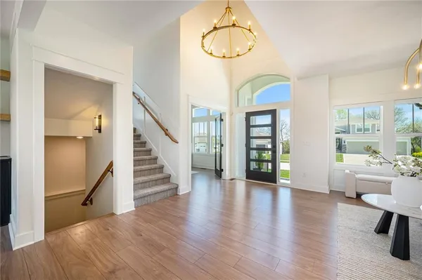 $659,900 | 3133 Southwest Summit View Trail, Lee's Summit, MO 64082