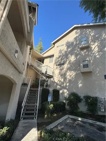 $415,000 | 2410 North Towne Avenue, Unit 3, Pomona, CA 91767