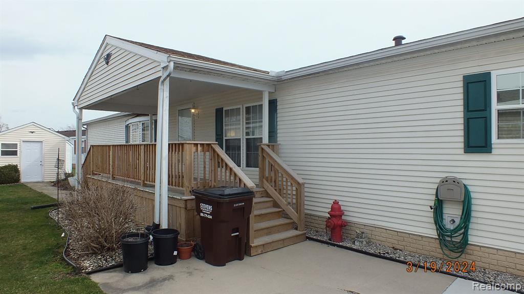 895 Trey Ridge Monroe, MI 48161 - Photo 1 of 22