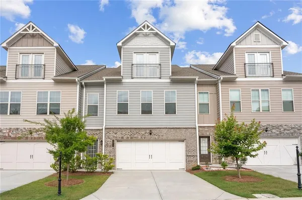 $424,900 | 2020 Manor Pointe Drive, Unit 19, Cumming, GA 30041