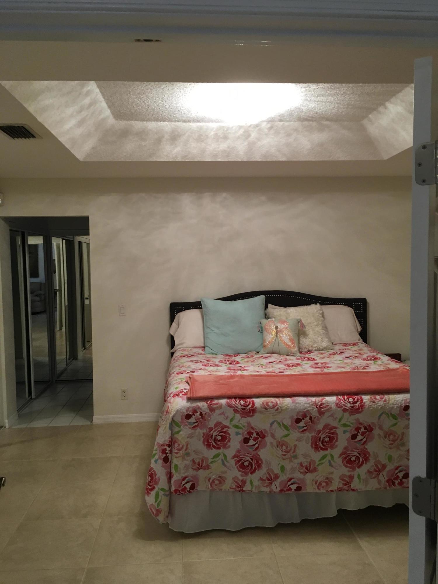 3069 Casa Rio Court Riviera Beach, FL 33418 - Photo 11 of 26 Master Bedroom