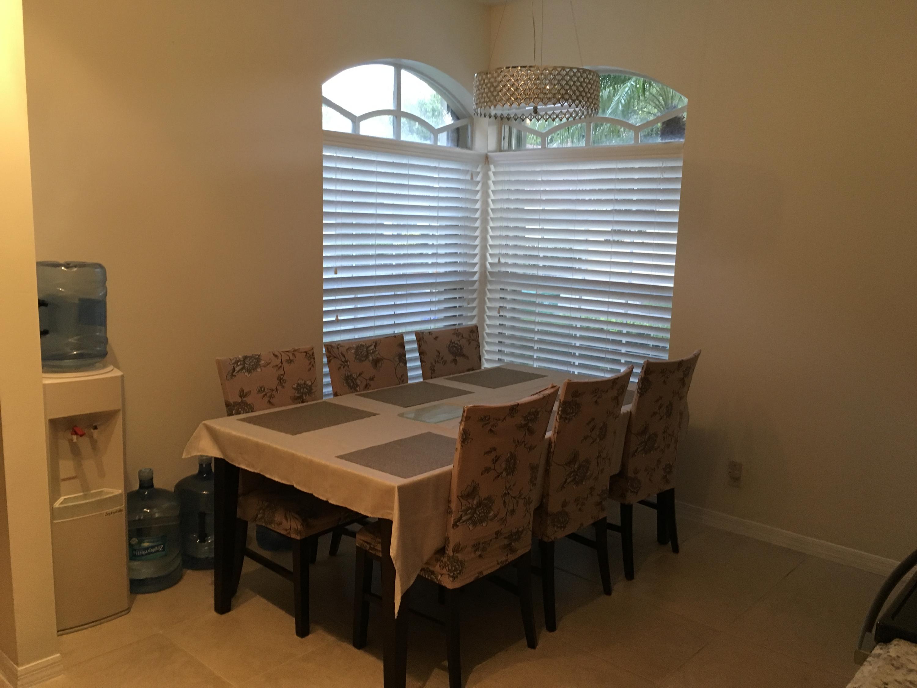 3069 Casa Rio Court Riviera Beach, FL 33418 - Photo 5 of 26 Eat In Kitchen