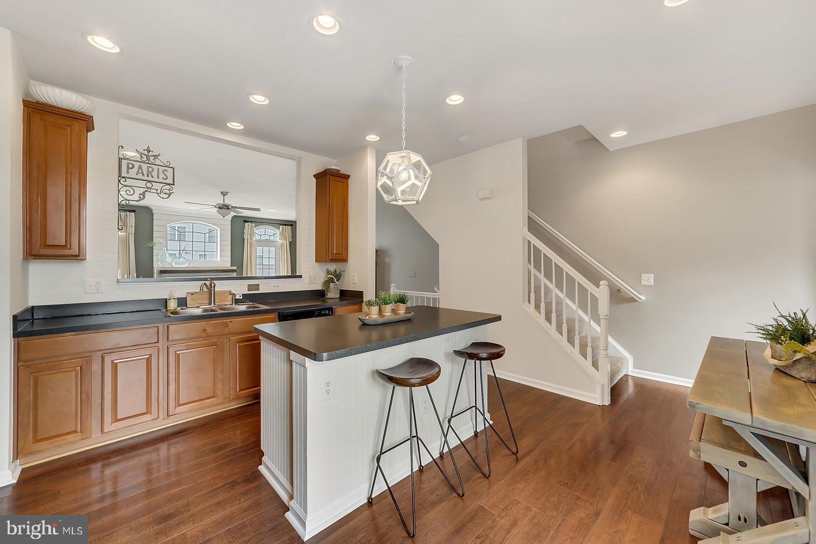 42427 Rockslide Terrace Brambleton, VA 20148 - Photo 25 of 54 Kitchen with Island
