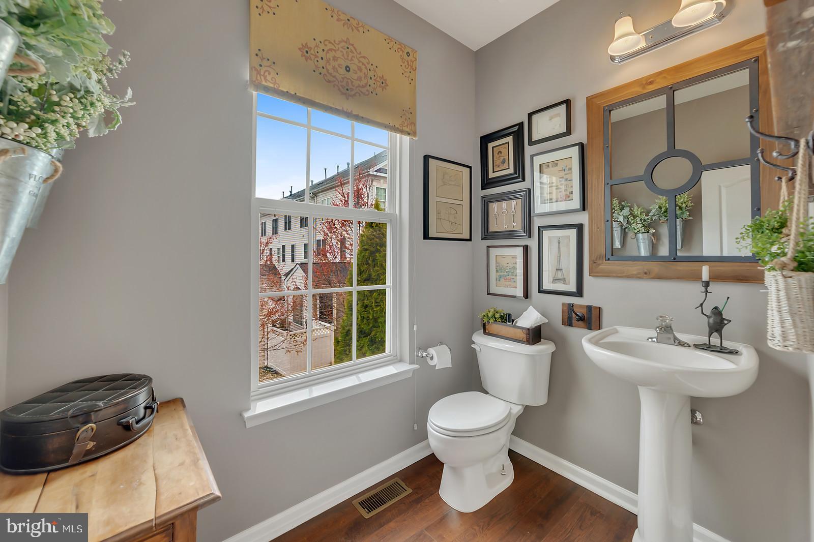 42427 Rockslide Terrace Brambleton, VA 20148 - Photo 28 of 54 Main Level Half Bathroom