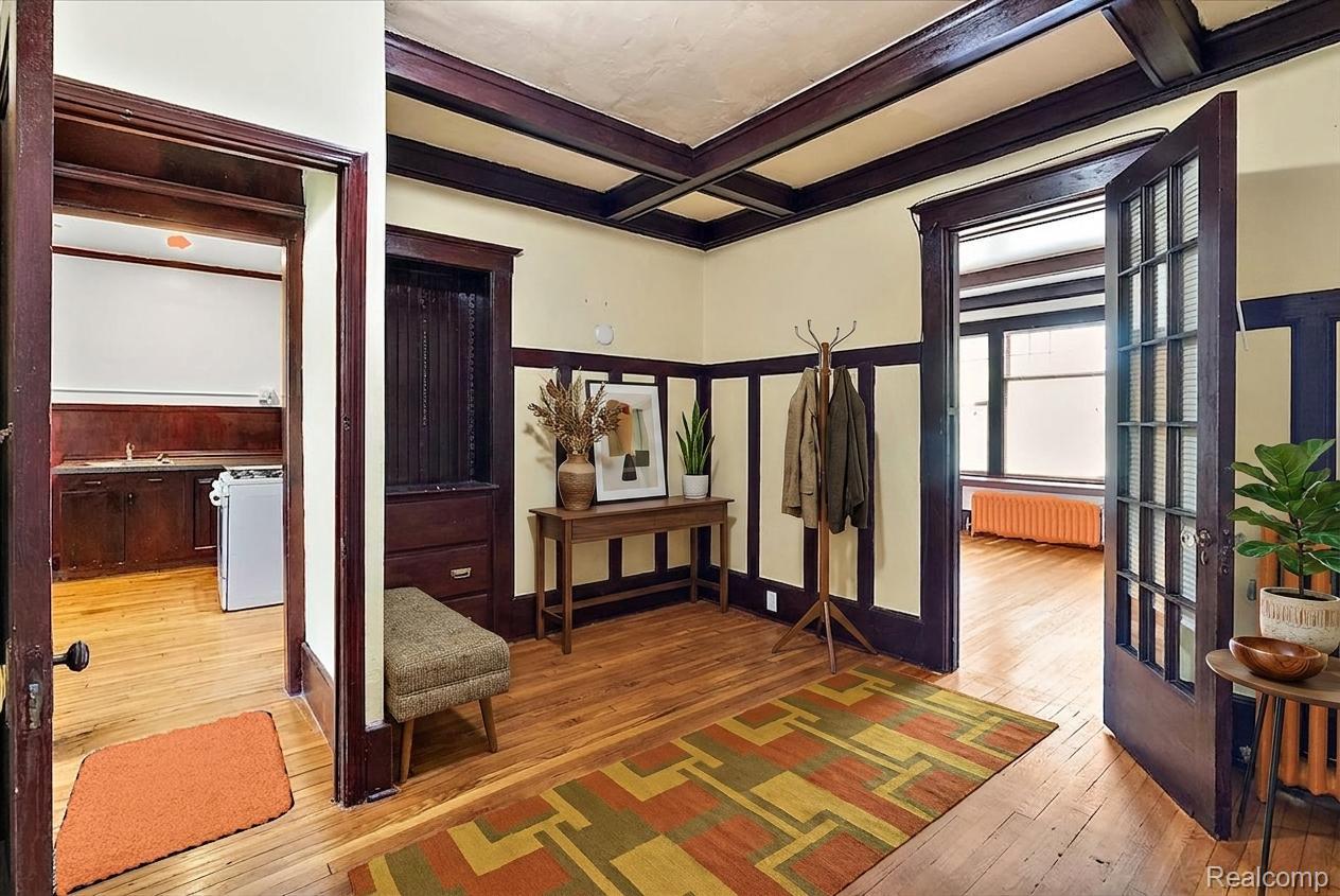 4157 Trumbull Detroit, MI 48208 - Photo 9 of 47 4157-Trumbull-Upstairs-Hallway-stgd-midcentury.jpg
