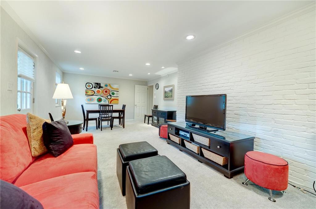 833 Elm Spring Road Pittsburgh, PA 15243 - Photo 20 of 25 Gallery Image 20