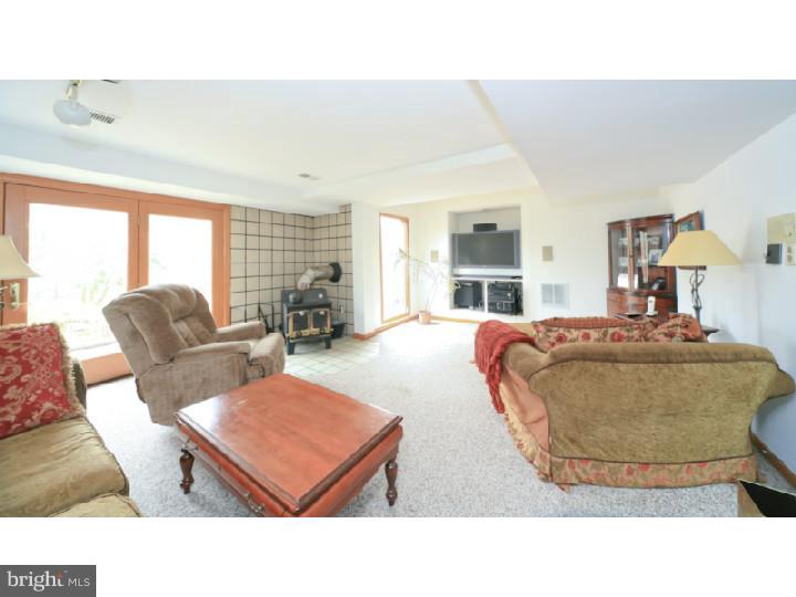 638 Woodbine Road West Chester, PA 19382 - Photo 9 of 20 Family Room
