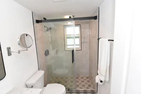 $1,500 | 112 Salisbury East, Unit E, West Palm Beach, FL 33417