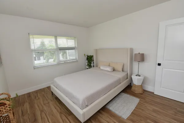 $1,500 | 112 Salisbury East, Unit E, West Palm Beach, FL 33417