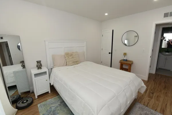 $1,500 | 112 Salisbury East, Unit E, West Palm Beach, FL 33417