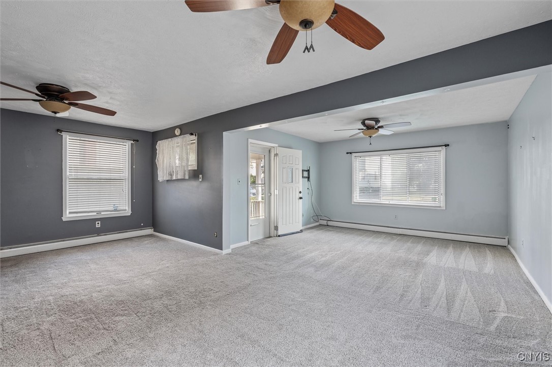 21 Union Street Auburn, NY 13021 - Photo 8 of 45 Living Room