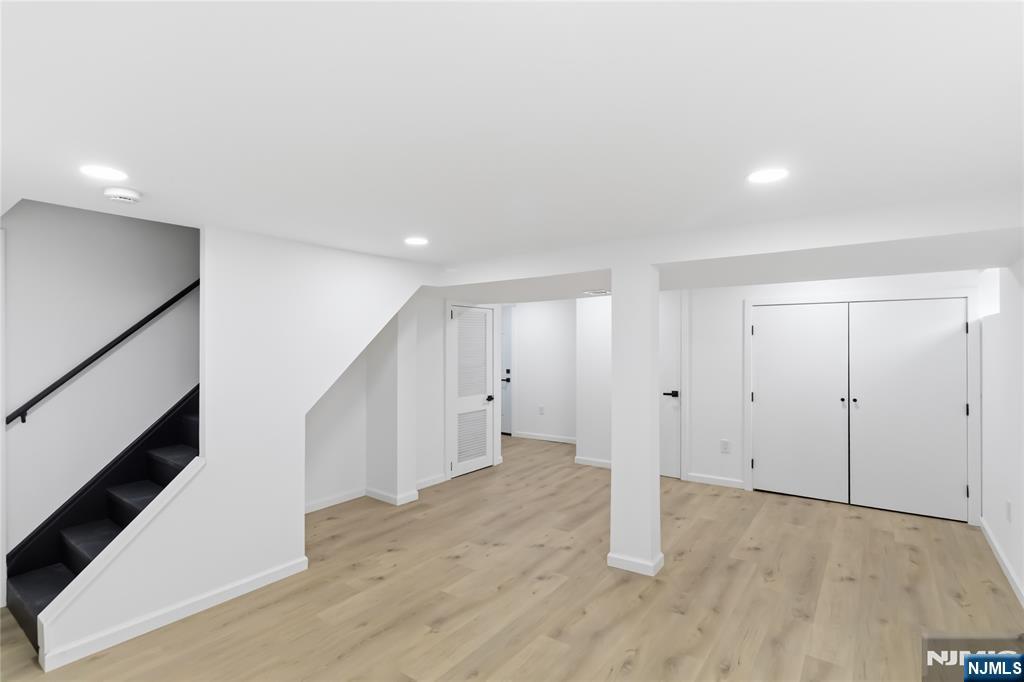 116 Washington Place Teaneck, NJ 07666 - Photo 21 of 26