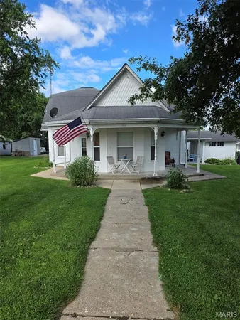 $149,000 | 107 South Main Street, Bellflower, MO 63333