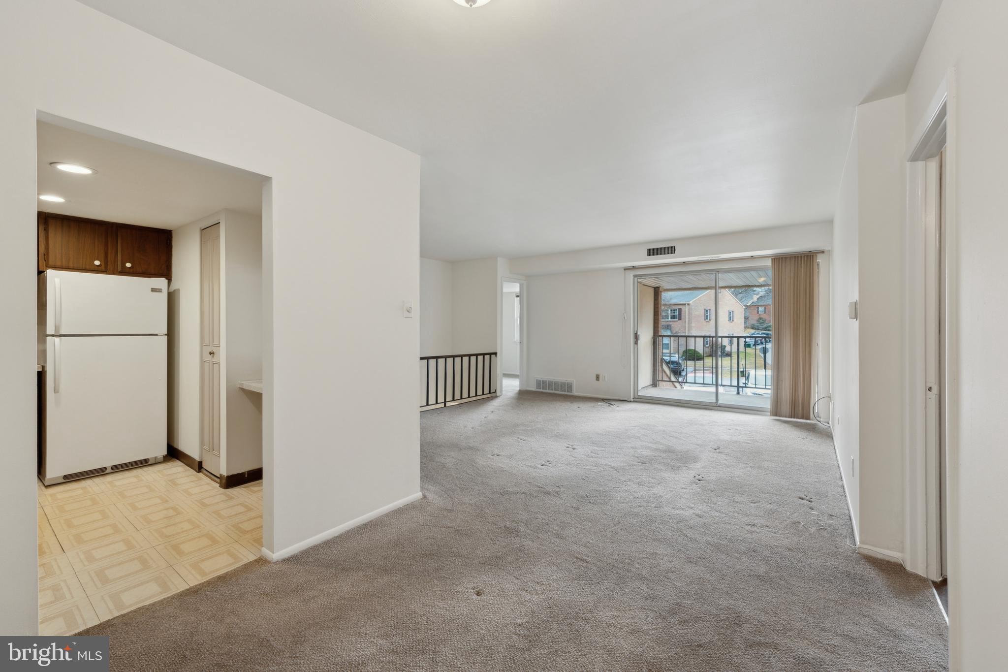 198 Old Forge Crossing Devon, PA 19333 - Photo 3 of 18 Dining room off the kitchen