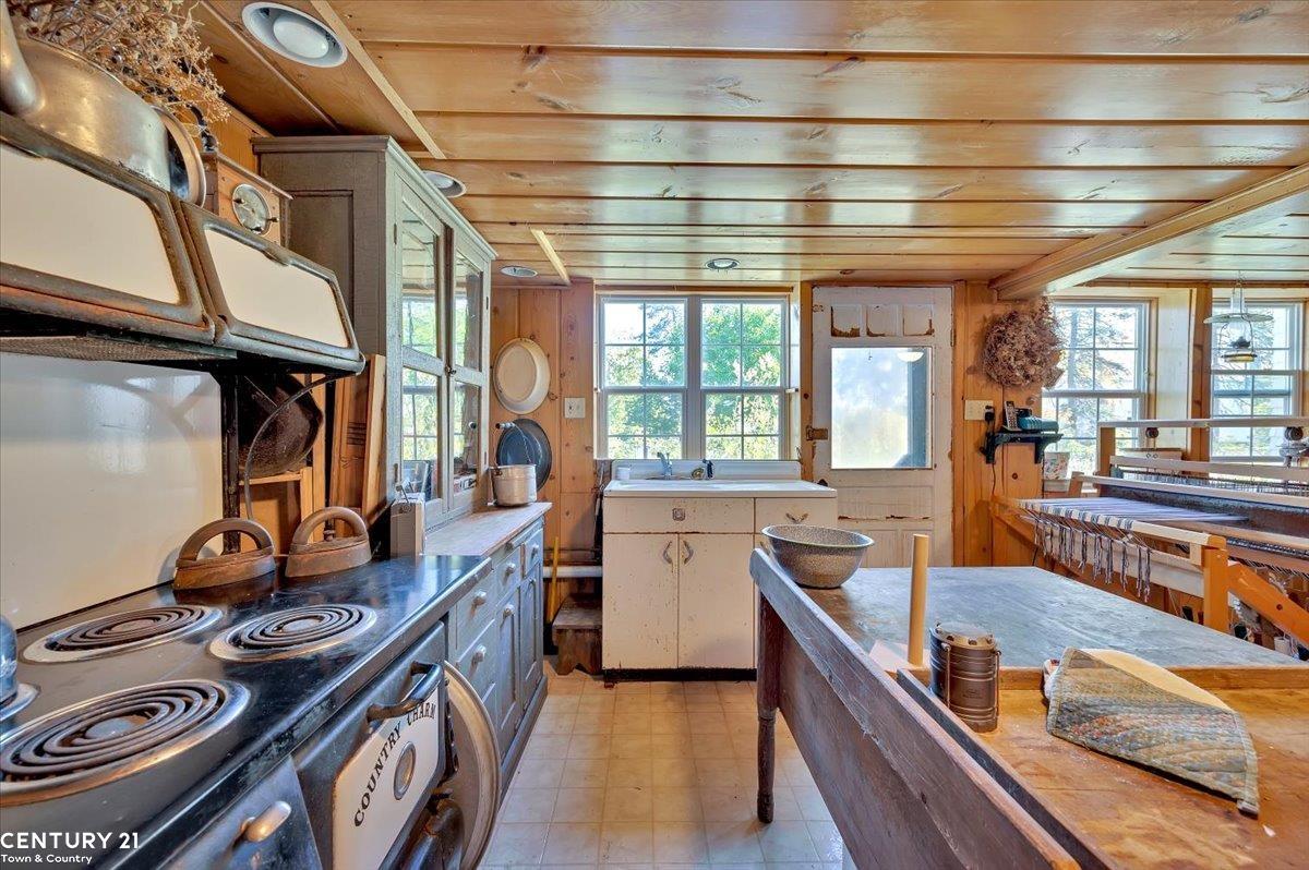 5331 Van Dyke Road Almont, MI 48003 - Photo 24 of 58 Gallery Image 24