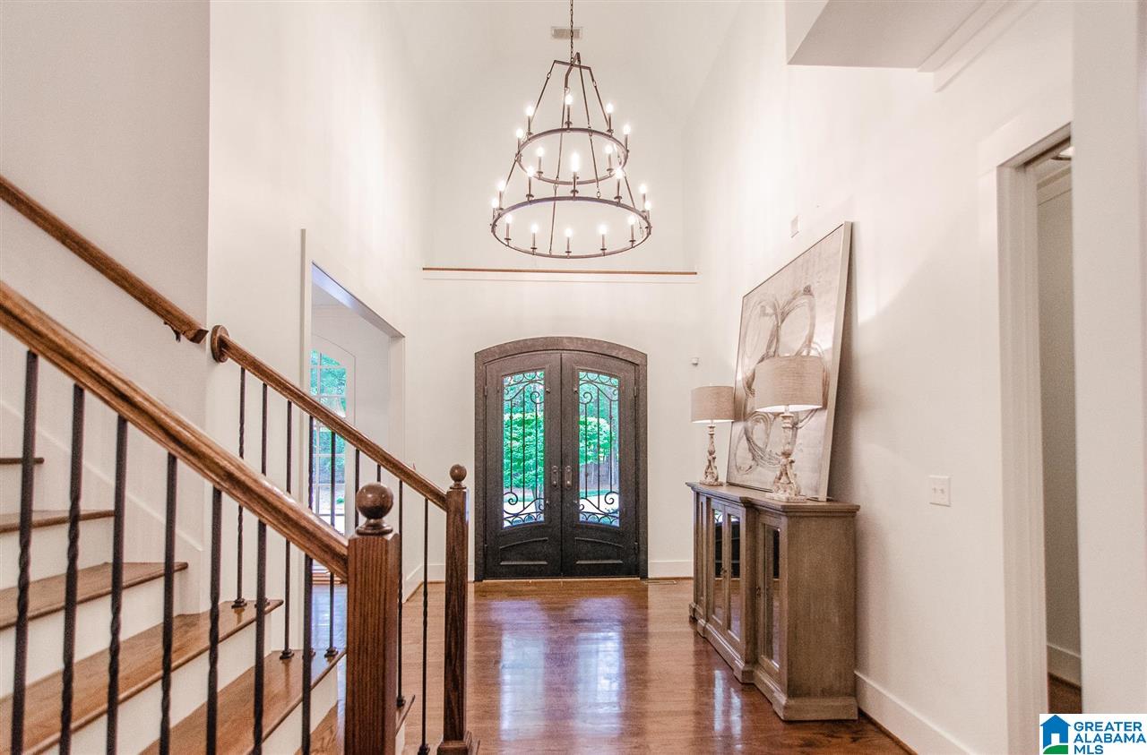 2076 Cahaba Valley Road Pelham, AL 35124 - Photo 5 of 47