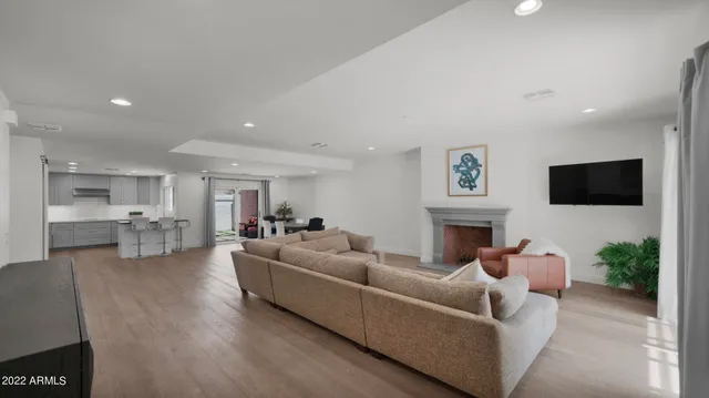 $7,500 | 8144 East VÃa De Viva, Scottsdale, AZ 85258