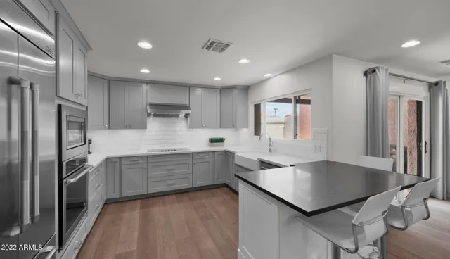 $7,500 | 8144 East VÃa De Viva, Scottsdale, AZ 85258