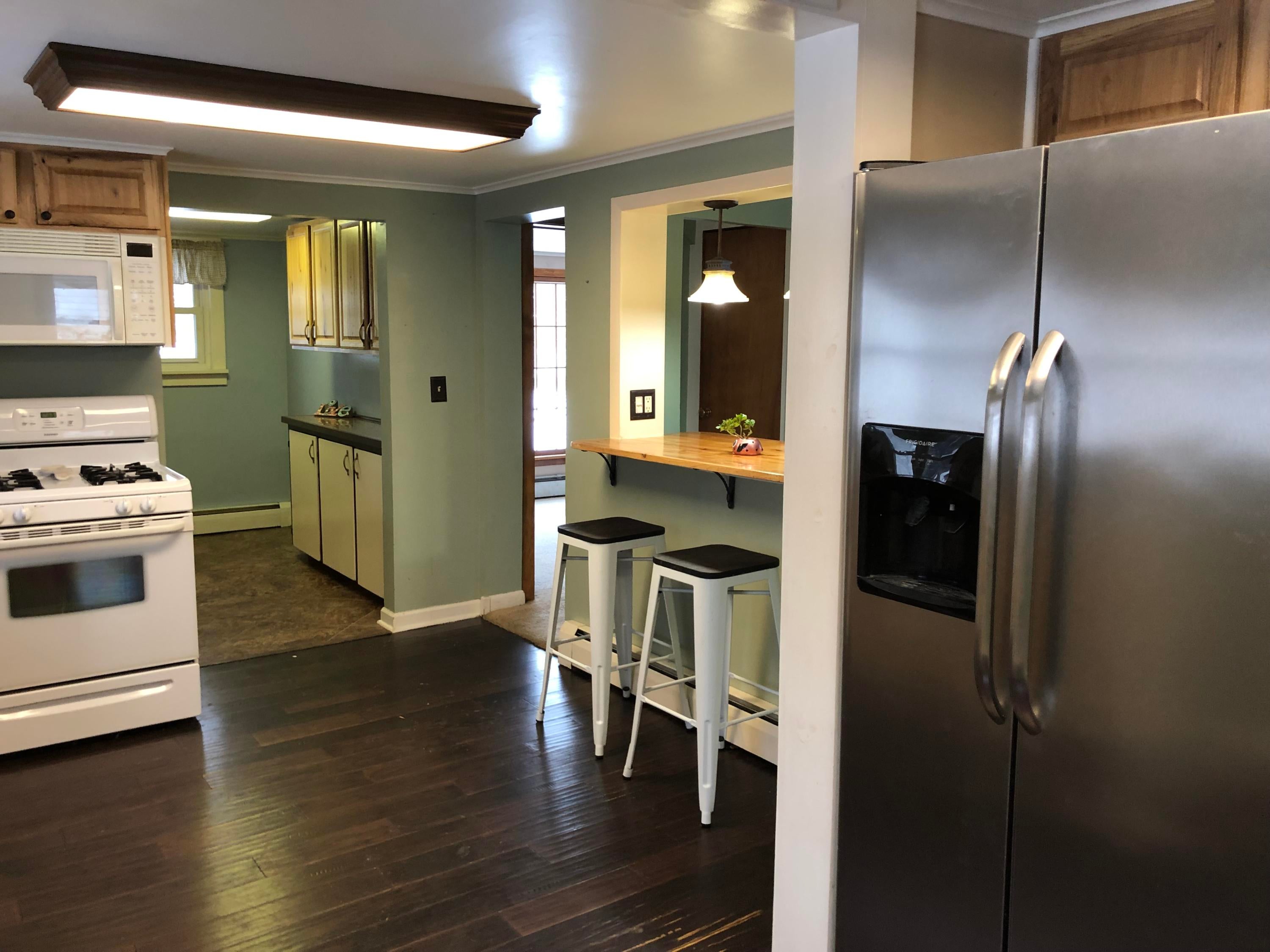 1089 Hayes Road Gaylord, MI 49735 - Photo 6 of 29 Gallery Image 6