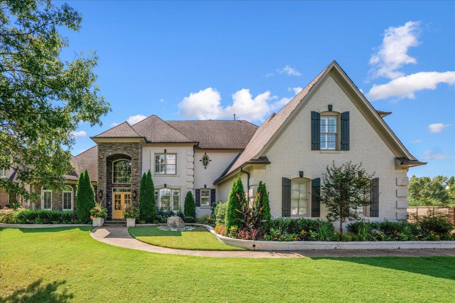 609 Ridge Springs Road Collierville, TN 38017 - Photo 1 of 40 Gallery Image 1