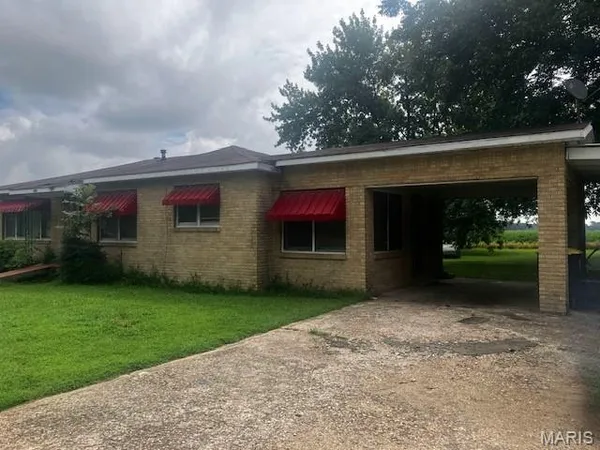$54,000 | 319 North Main Street, Cardwell, MO 63829