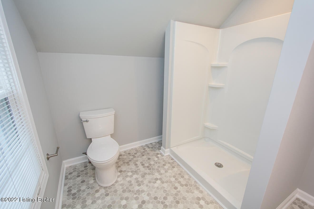 4010 Winchester Road Louisville, KY 40207 - Photo 37 of 41 Winchester -43