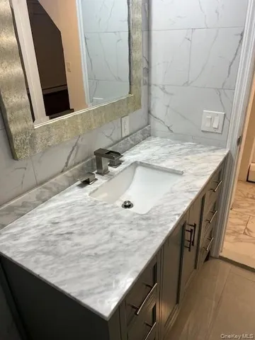 a bathroom with a bathtub