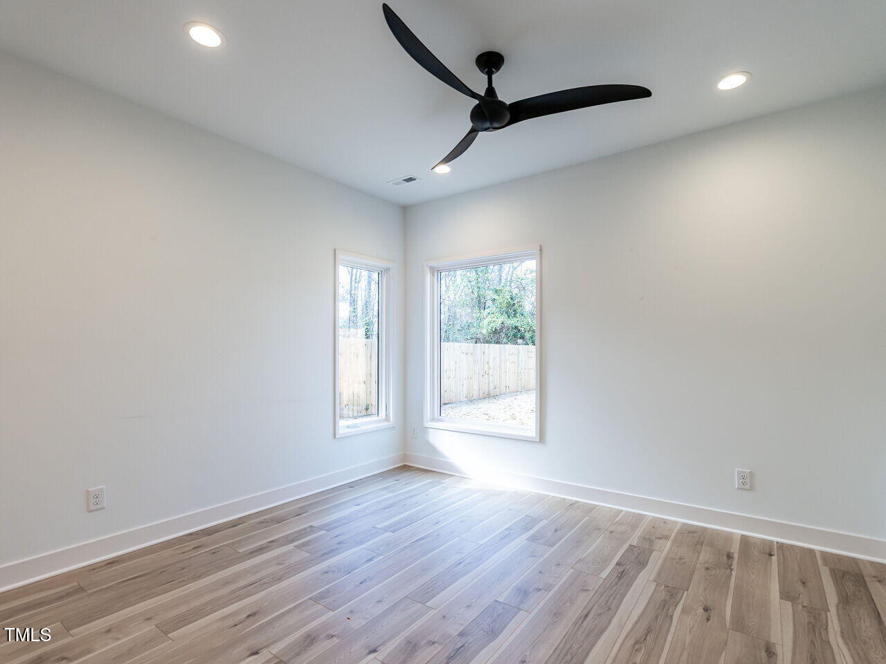 705 Colleton Road Raleigh, NC 27610 - Photo 19 of 41 017-1280x960-family-room