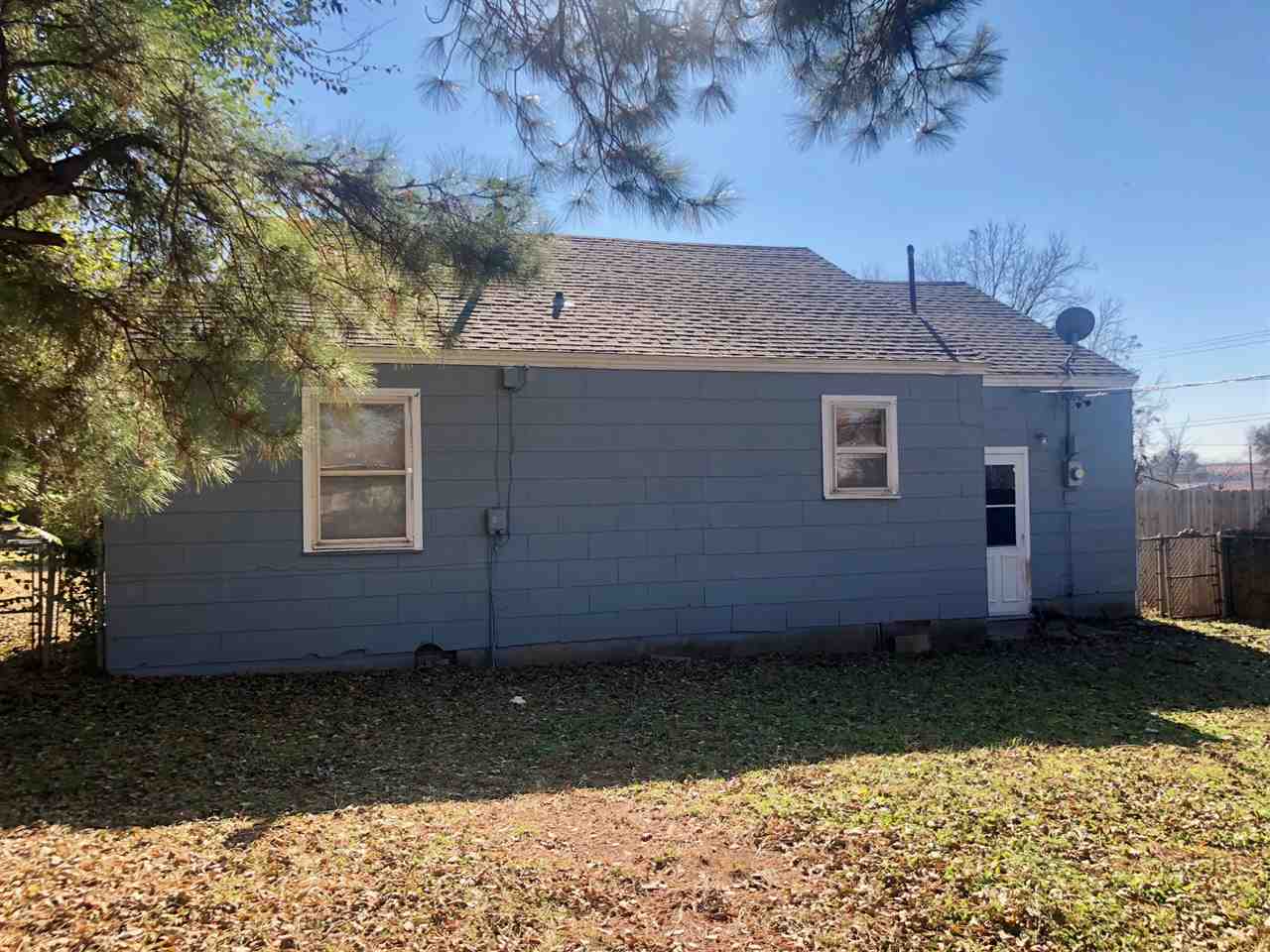 1309 Ivanhoe Street Perry, OK 73077 - Photo 16 of 17 Gallery Image 16