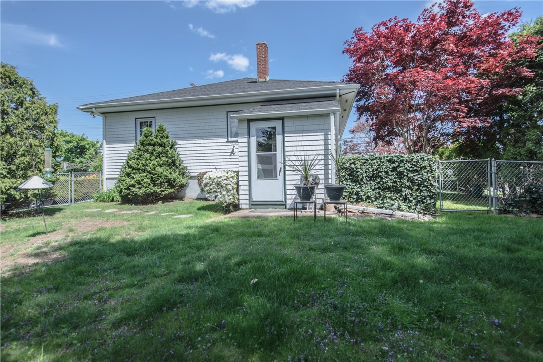 1206 West Main Road Middletown, RI 02842 - Photo 29 of 30