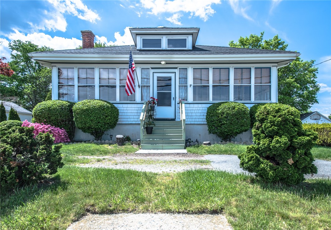 1206 West Main Road Middletown, RI 02842 - Photo 3 of 30