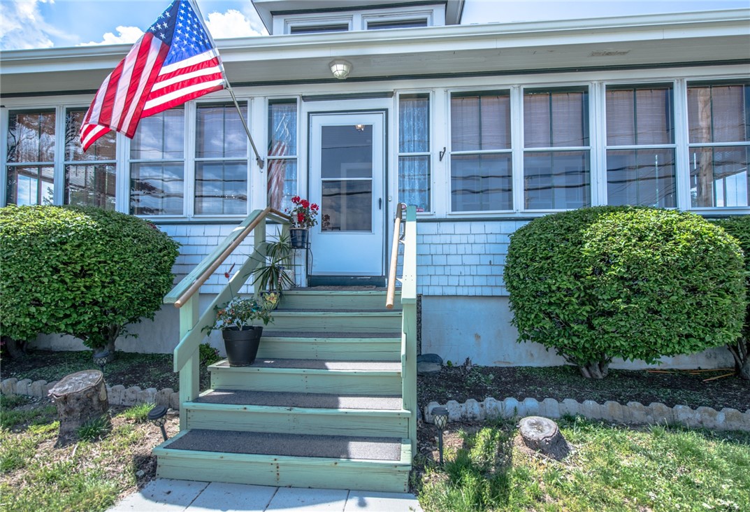 1206 West Main Road Middletown, RI 02842 - Photo 4 of 30