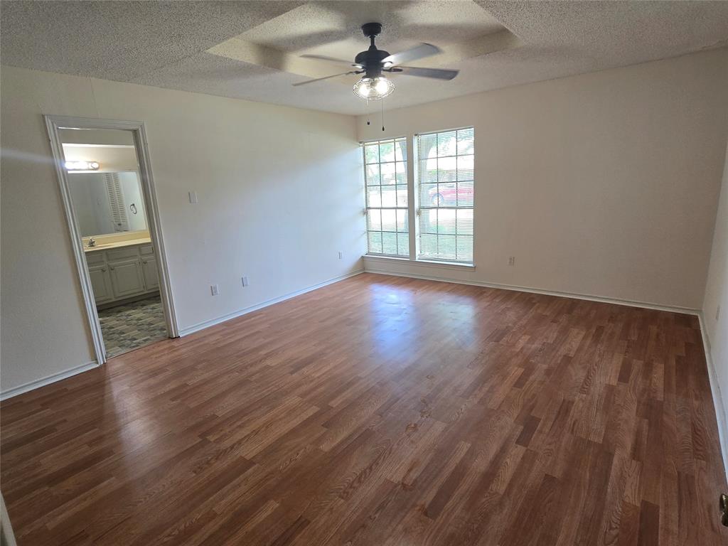 925 Shell Lane Lancaster, TX 75146 - Photo 4 of 12