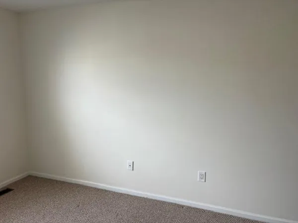 $2,750 | 2403 Beacon Hill Drive, Sicklerville, NJ 08081