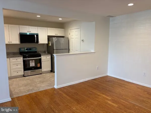 $2,750 | 2403 Beacon Hill Drive, Sicklerville, NJ 08081