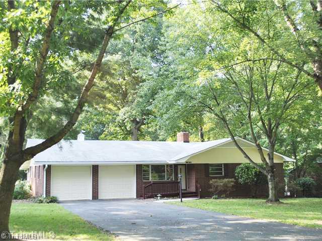 2530 Farmbrook Road Winston-Salem, NC 27103 - Photo 1 of 12 Exterior Front.
