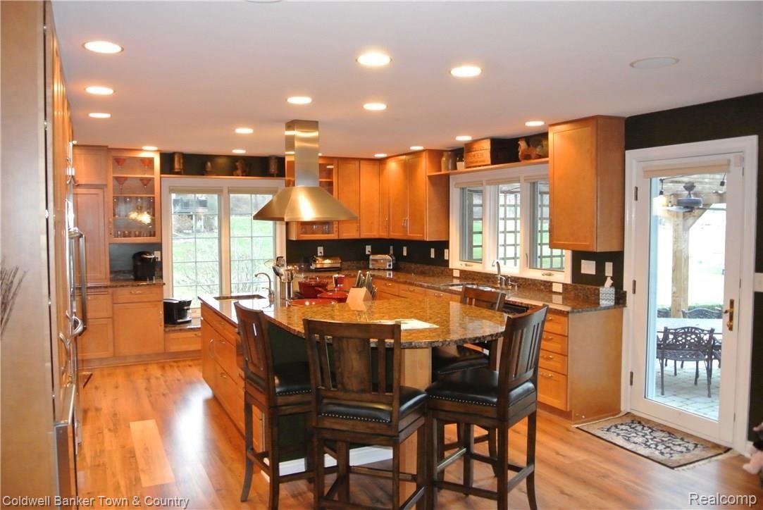 10231 Carmer Road Fenton, MI 48430 - Photo 4 of 42 DSC_0584.JPG