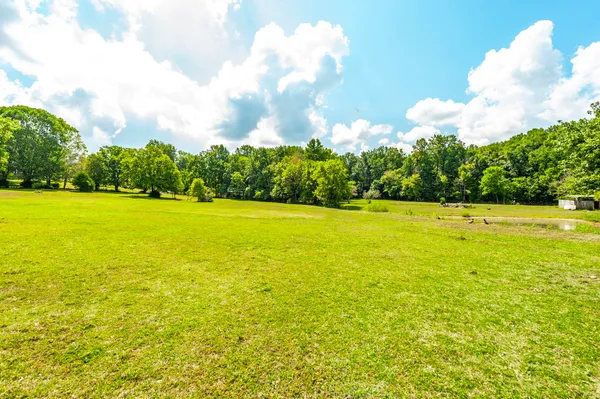 $519,500 | 3538 Armstrong Road, Springfield, TN 37172