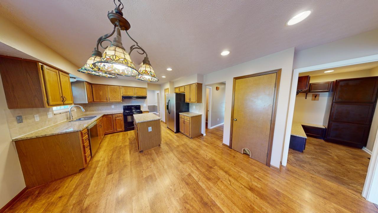 2844 Frazell Road Hilliard, OH 43026 - Photo 4 of 37 R1 (4)