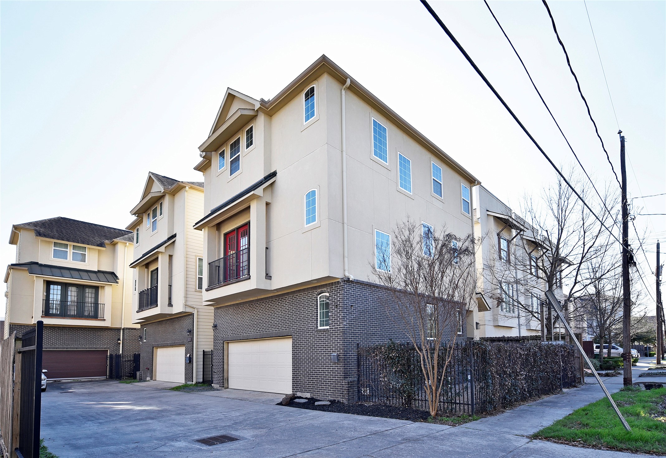 5525 Petty Street, Unit A Houston, TX 77007 - Photo 1 of 36